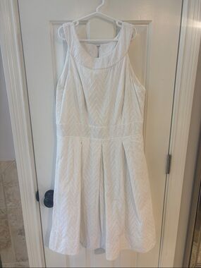 White House Black Market White Textured Sleeveless Asymmetrical Hem Dress